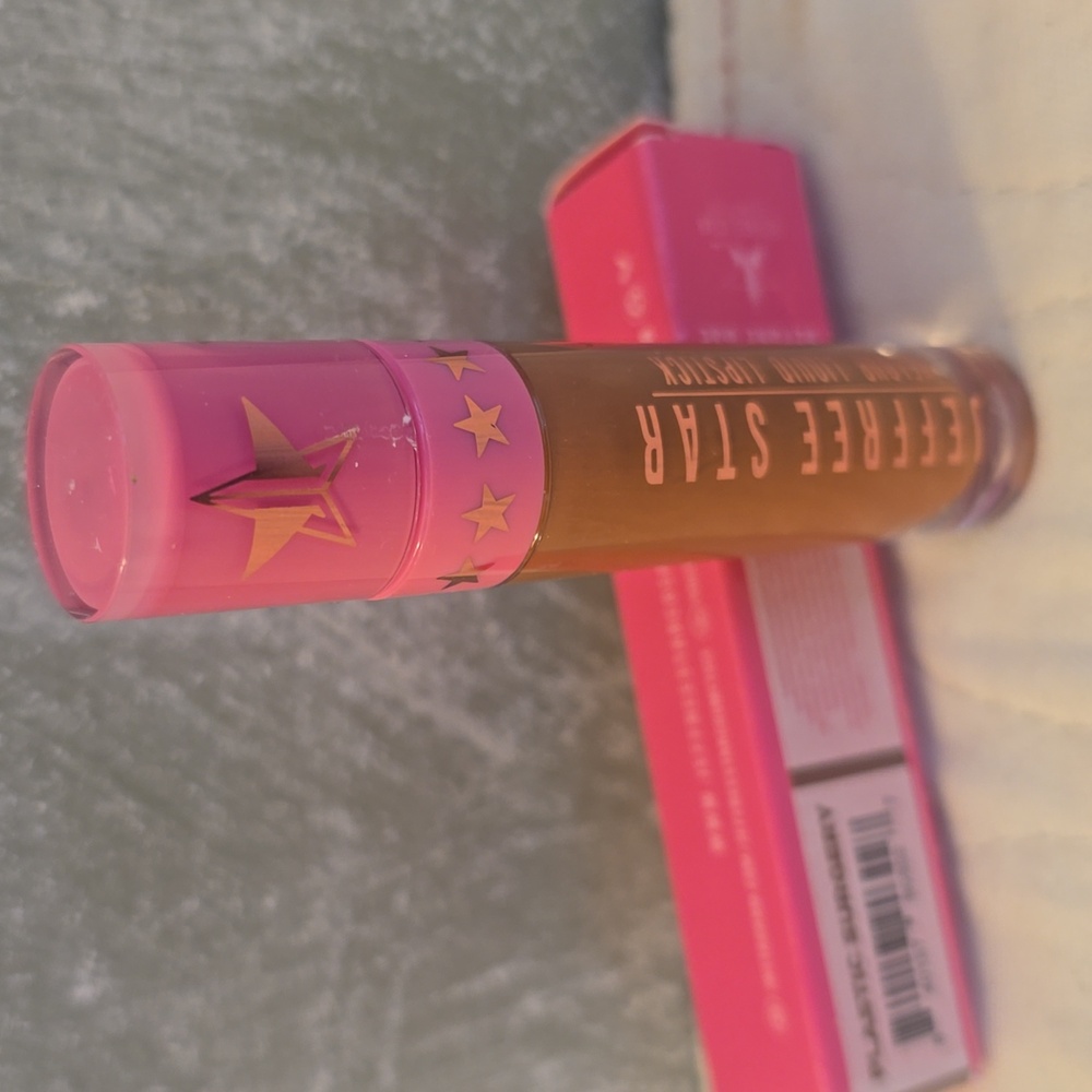 Jeffree Star Velour Liquid Lipstick in Plastic Surgery Shade - Picture 4 of 4